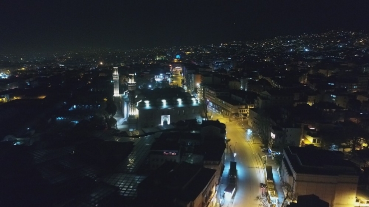Sokağa Çıkma Kısıtlaması Sonrası Bursa Sokakları Havadan Böyle Görüntülendi