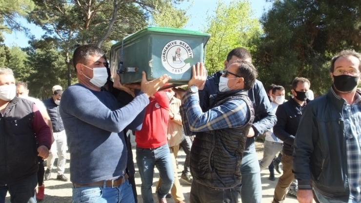 Burhaniyeli Mimar Mustafa Özcan Oğlunun Yanında Toprağa Verildi
