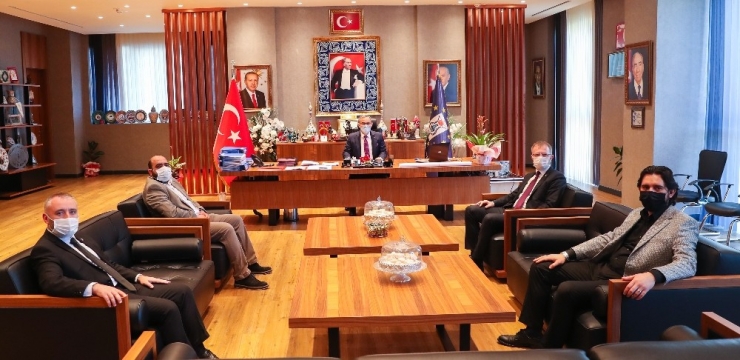 Ceyhun, Başkan Işık’ı Ziyaret Etti