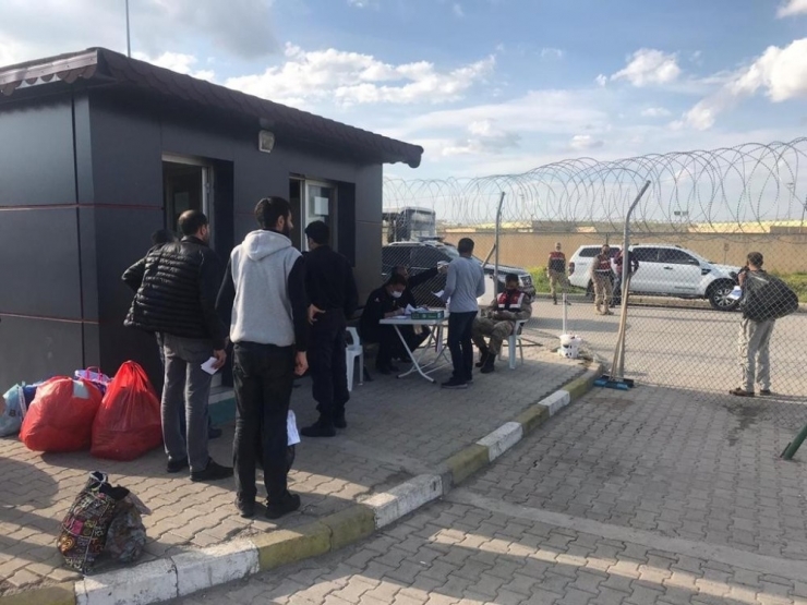 Diyarbakır’da 87 Tutuklu Ve Hükümlü Daha Tahliye Edildi