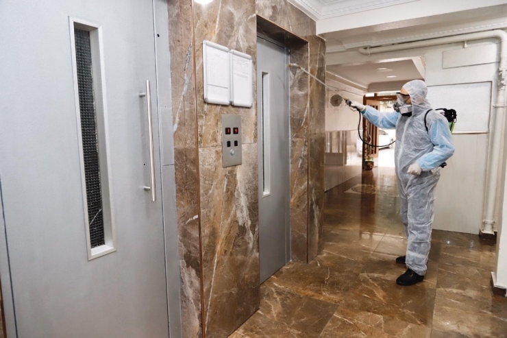 Kağıthane’de Sitelerde Korona Virüs Önlemi