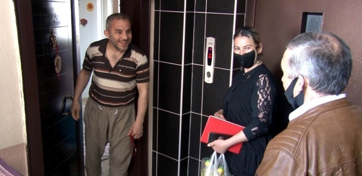 Mahallenin Dezenfektanları Öğrencilerden