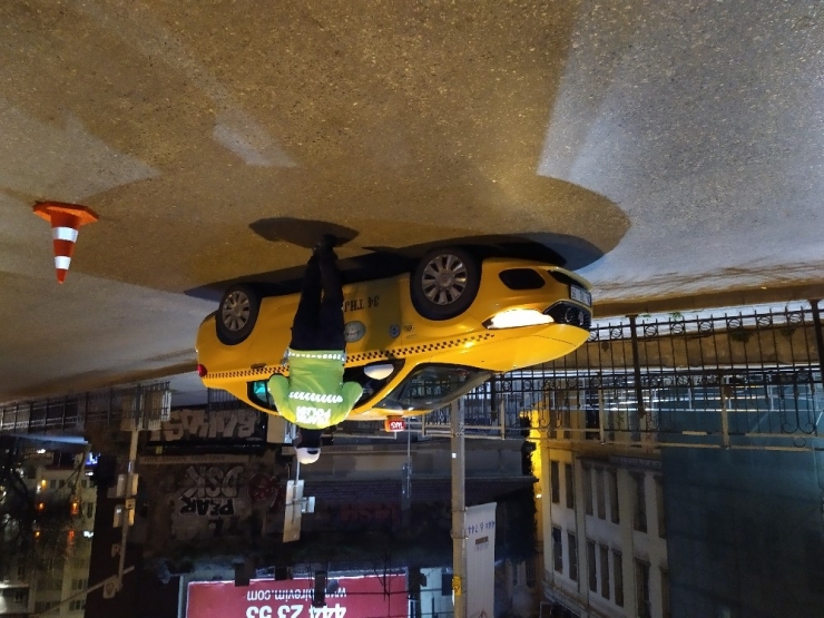 İstanbul’da Sokağa Çıkma Kısıtlaması Denetimi Gece Sürüyor