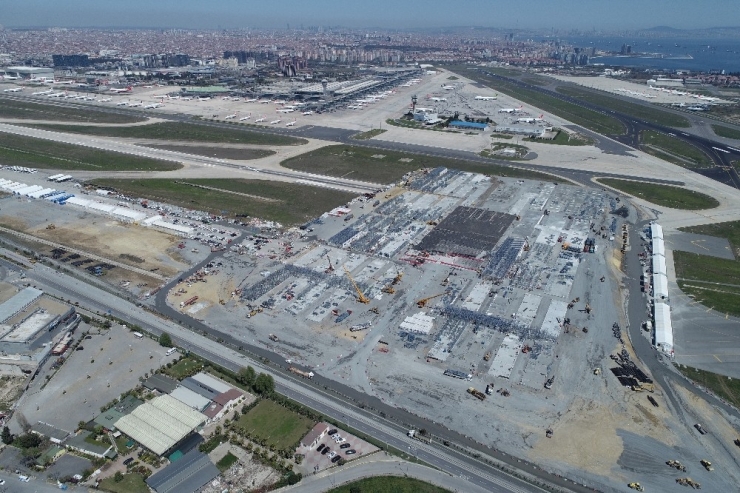 Sokağa Çıkma Kısıtlamasında Pandemi Hastanesi İnşaatı Aralıksız Sürüyor