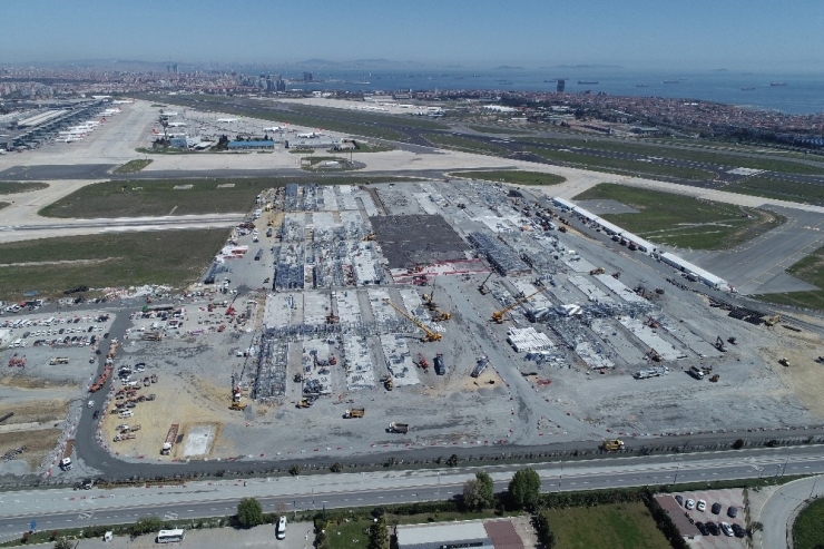 Sokağa Çıkma Kısıtlamasında Pandemi Hastanesi İnşaatı Aralıksız Sürüyor