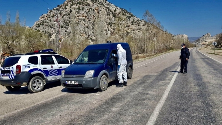 Nallıhan’da Sokağa Çıkma Yasağı Sorunsuz Devam Ediyor