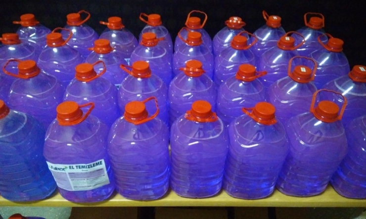 Kütahya’da 260 Litre Dezenfekte Türü Genel Temizlik Ürünleri Ele Geçirildi