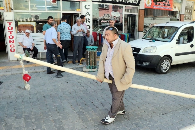Malatya’nın Sevilen Yüzü ‘Mercedes Kadir’ Hayatını Kaybetti