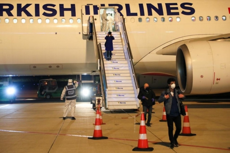 Polonya’dan Tahliye Edilen 212 Kişi Ordu’ya Getirildi