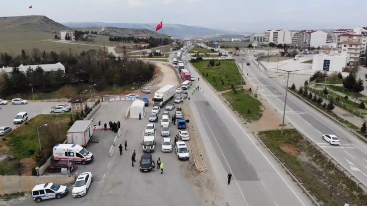 43 İlin Geçiş Güzergahı Kırıkkale’de Bin 133 Araç Denetlendi