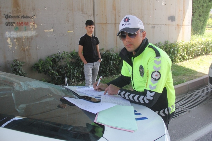 Ceza Yemek İçin Sokağa Çıkmış