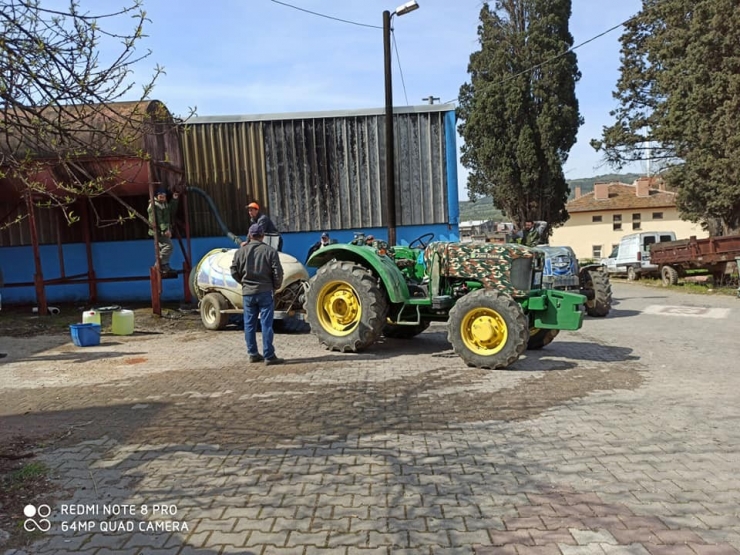 Gönüllü Dezenfekte Timi Sokaklarda