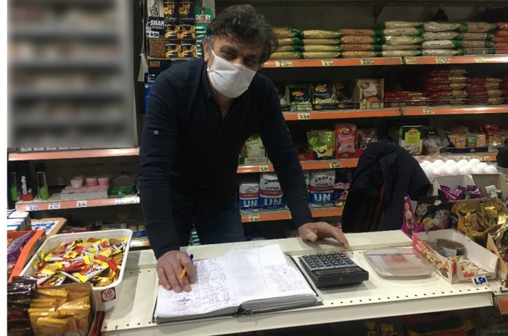 Bartın’da Bir Hayırsever İhtiyaç Sahiplerinin Bakkal Borcunu Kapattı