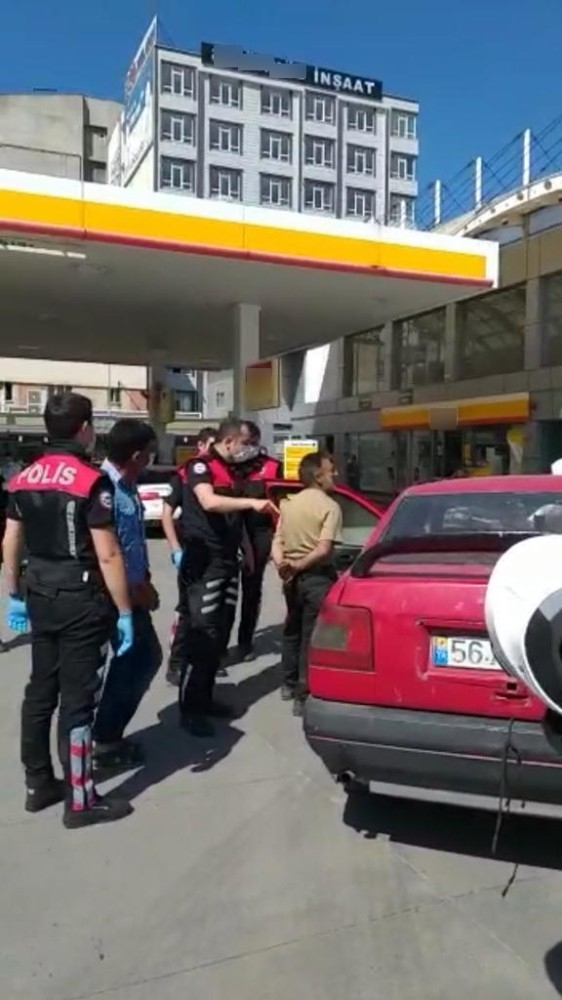 Alkollü Şahıslar Polisi Tehdit Edince Gözaltına Alındı