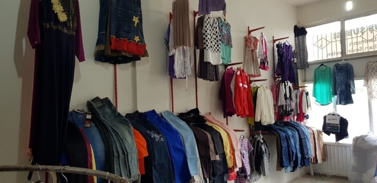 Gercüş’te Yoksullar İçin Mağaza Açıldı