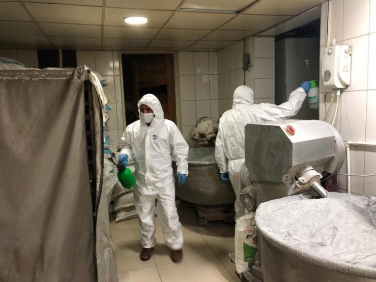 Boyabat’ta Ekmek Fırınları Dezenfekte Edildi