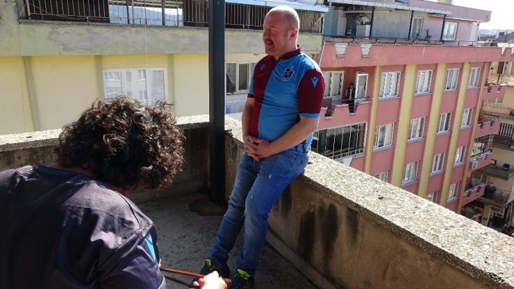 Sokağa Çıkmadan Kemençeyle Milleti Coşturdular