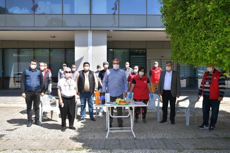 Çetin: "Bu Sıkıntılı Süreci Hep Birlikte Atlatacağız"