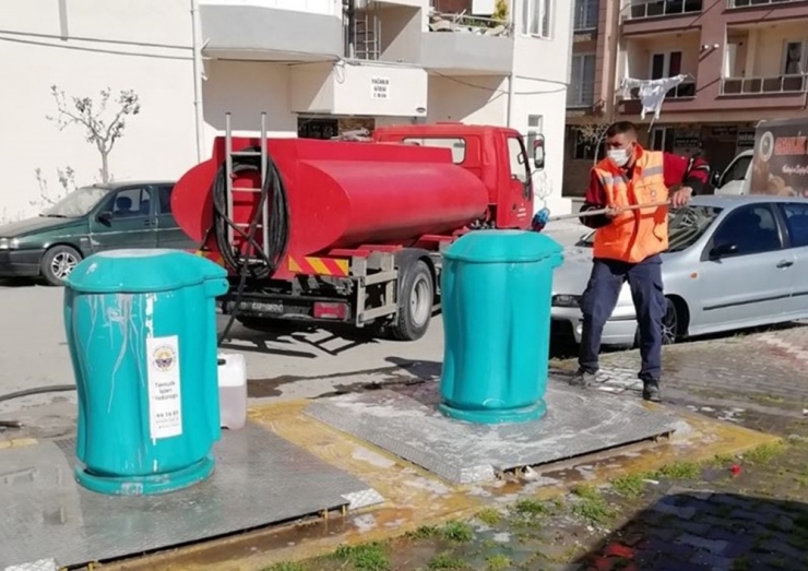 Gemlik Belediyesi’nden Hafta Sonu Mesaisi