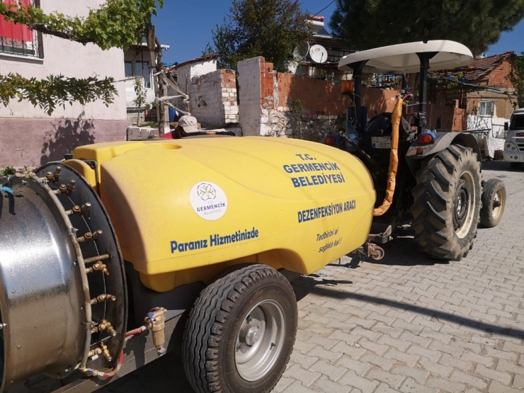 Boş Kalan Germencik Sokakları Dezenfekte Edildi