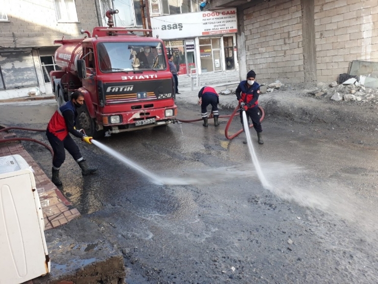 Hakkari’de Dezenfekte Çalışması