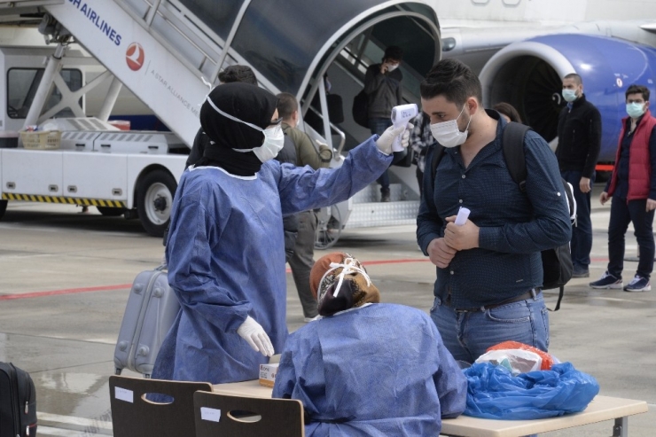 Kktc’den Muş’a Getirilen Vatandaşlar Yurda Yerleştirildi