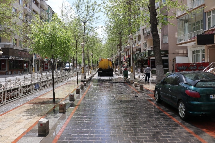 Malatya’da Sokağa Çıkma Kısıtlamasına Havdan Denetim Sürüyor