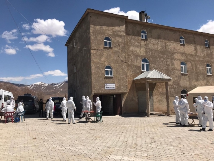 Örmetaş Mahallesi’nde Korona Virüs Vaka Sayısı 44’e Yükseldi