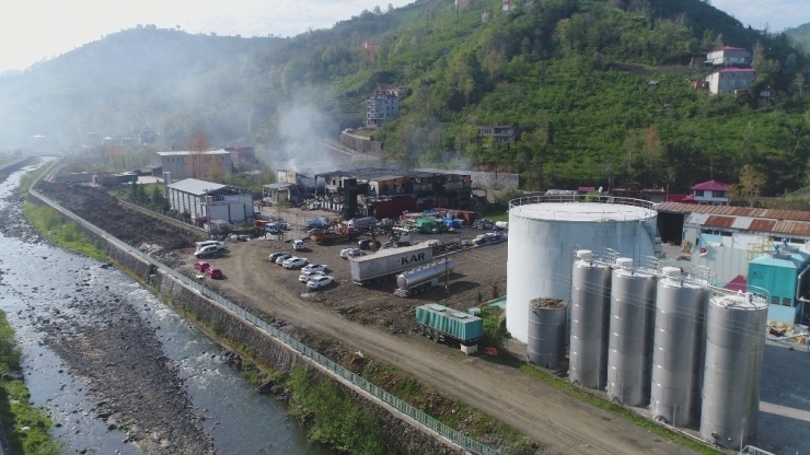 Balık Fabrikasındaki Yangının Boyutu Gün Ağarınca Ortaya Çıktı