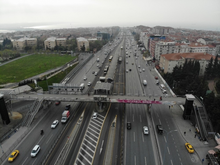 E-5 Ve Metrobüs Yollarında Kısıtlama Sonrası Hareketlilik Drone İle Görüntülendi