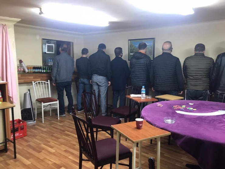 Başkent’te İş Yerine Kumar Baskını: 13 Kişiye 56 Bin Lira Ceza