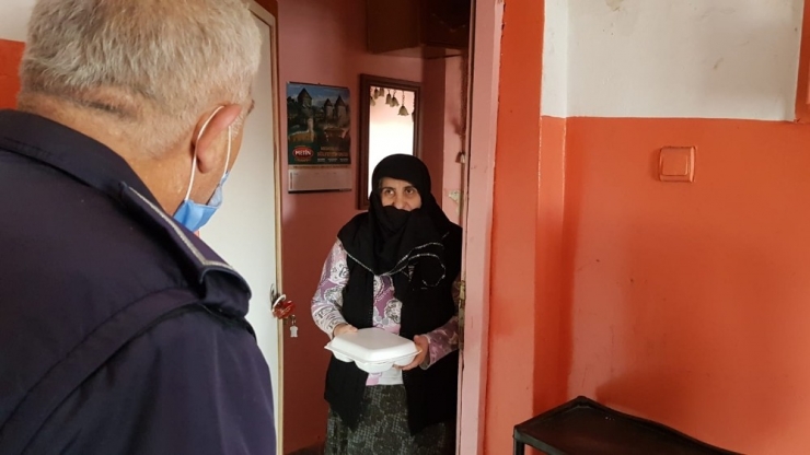 65 Yaş Üstü Ailelere Sıcak Yemek Servisi