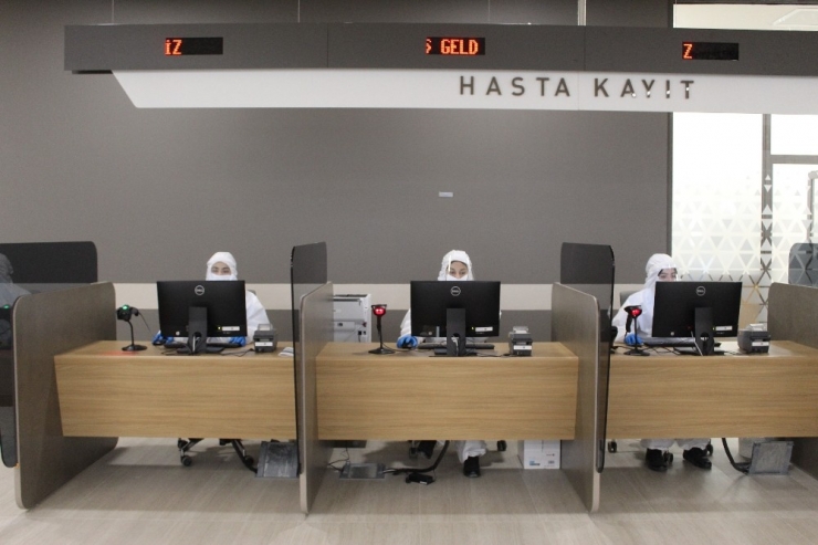 Başakşehir Şehir Hastanesinin Yoğun Bakım Üniteleri Görüntülendi