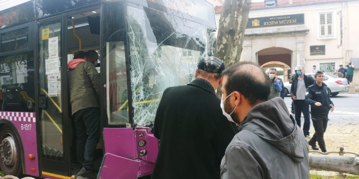 Beşiktaş’ta Belediye Otobüsü Dehşet Saçtı