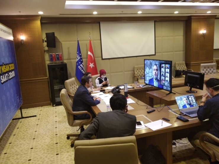 Bursa Evden Yarışıyor’un Büyük Finali Nefes Kesti