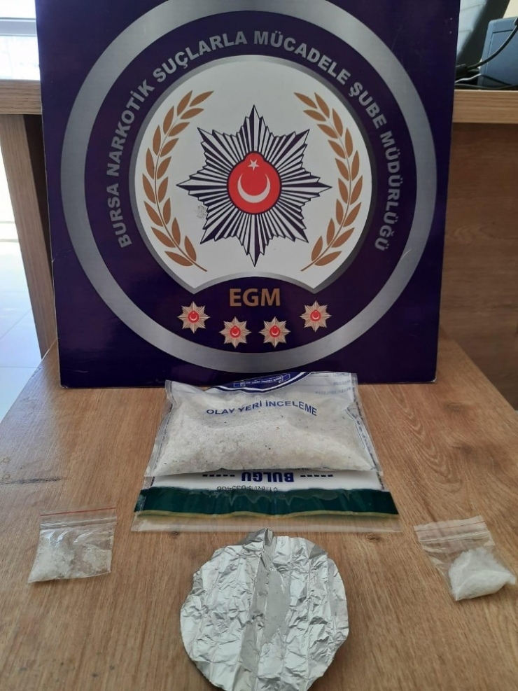 Bursa’daki Uyuşturucu Operasyonunda 3 Tutuklama