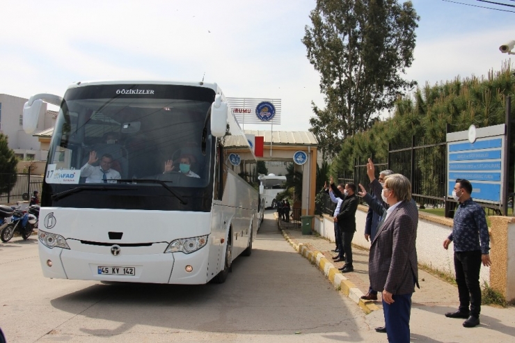 Cezayir’den Aydın’a Getirilen 450 İşçi Karantinadan Çıktı