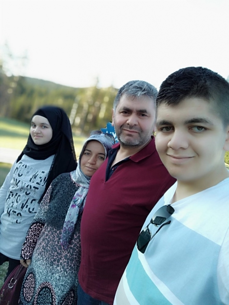 Ailesini İhbar Eden Sağlık Çalışanı Sağlık Bakanı Koca’ya Seslendi