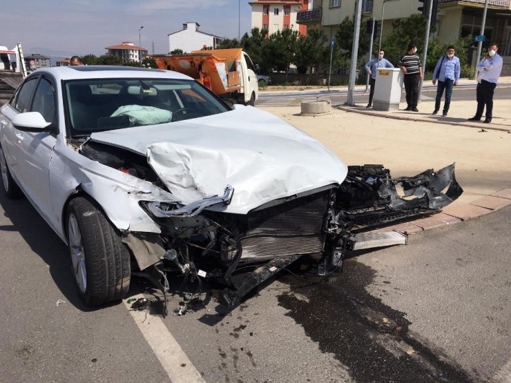 Polis Memurları Ölümden Döndü