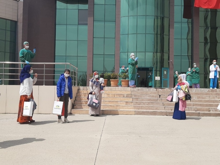 Başkan Beyoğlu’ndan Korona Virüsü Yenen Çocuklara Sürpriz