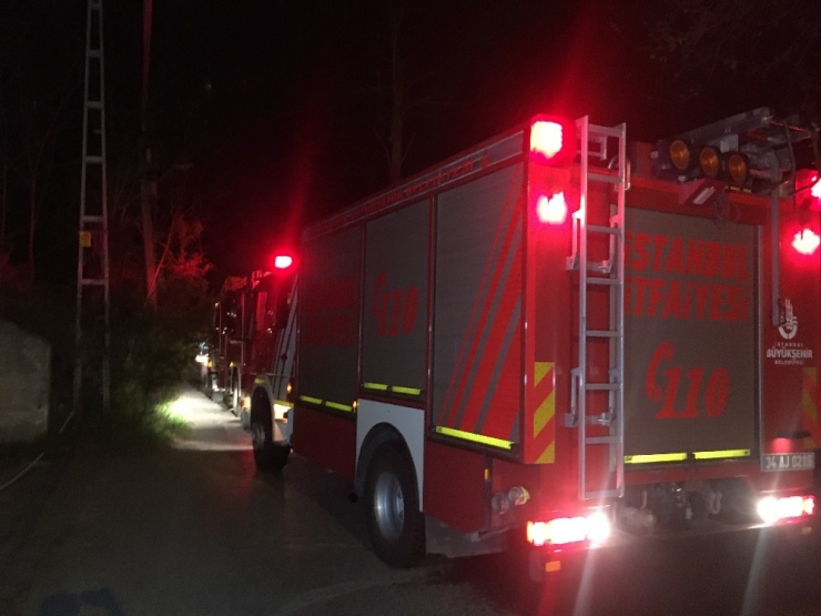 Yanan Araçta Feci Şekilde Can Verdi