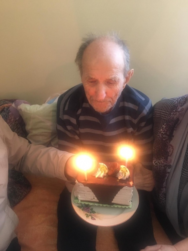 99’luk Asırlık Çınara Doğum Günü Sürprizi