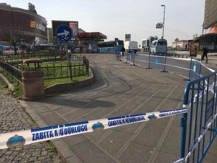 Dudullu Meydanı Korona Virüs Tedbirleri Kapsamında Yaya Trafiğine Kapatıldı