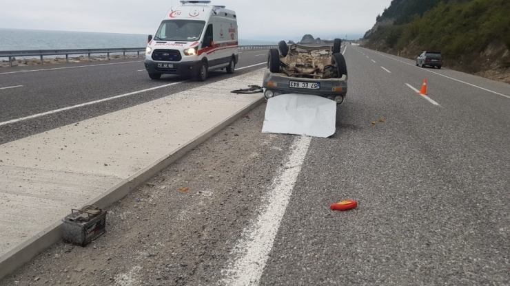 Lastiği Patlayan Araç Takla Attı: 1 Yaralı