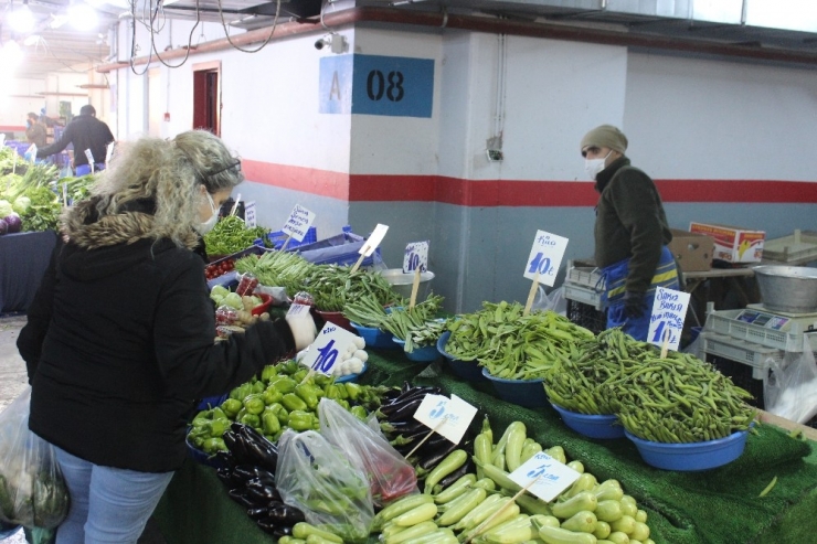 Kağıthane’de Pazarda Ramazan Yoğunluğu