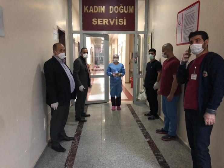 Sağlık-sen Şırnak Şube Başkanı Uçaş Sağlık Çalışanları İle Bir Araya Geldi