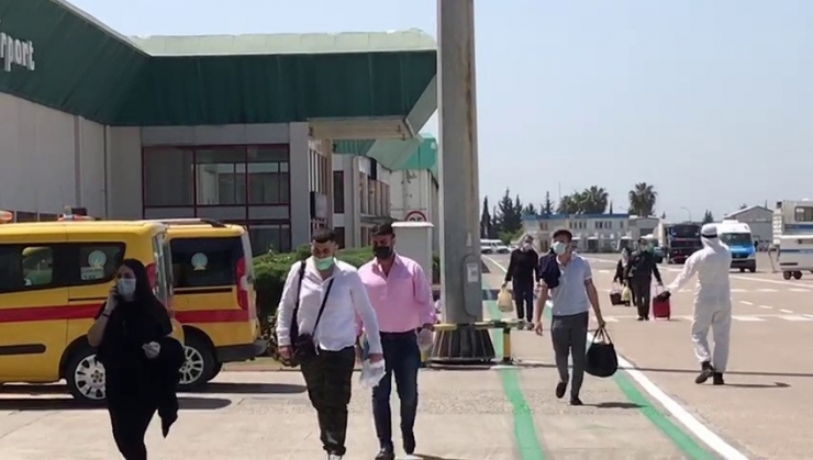 Suudi Arabistan’dan 167 Vatandaş Türkiye’ye Getirildi