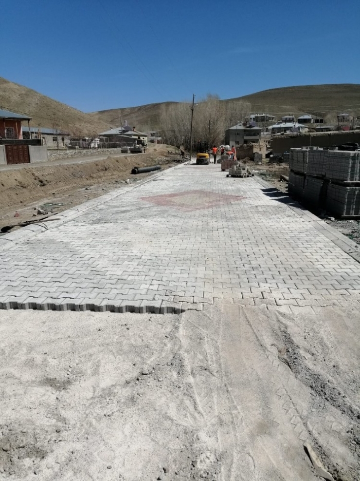 Tuşba Belediyesi İş Sezonunu Açtı