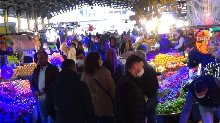 Bursalılar Pazarlara Akın Ettiler