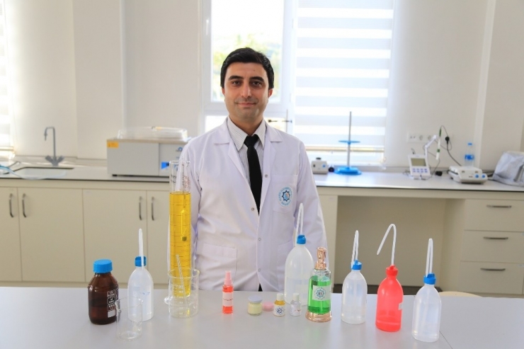 Alkü, Meyve Ve Bitkileri Kullanarak Dezenfekten Geliştirdi